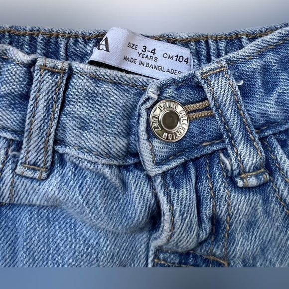 Zara Jeans - Picture 3 of 3